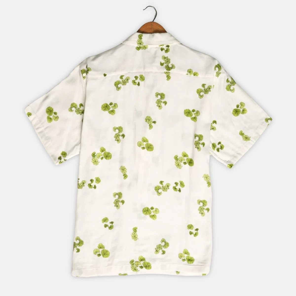 Minimal Leaf Print Cuban Collar Half Sleeve Shirt for Men, Premium White Casual Summer Shirt, Lightweight Beach Resort Vacation Button Down Shirt
